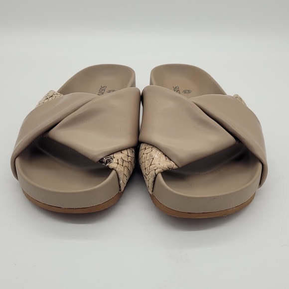 NWOB Susina Women’s Jasmin Wrapped Slides Slip Ons Sandals Tan Snake Print Sz 7 - Picture 4 of 10